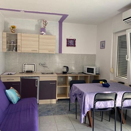 Villa Lory Krk Krk Town Exterior photo